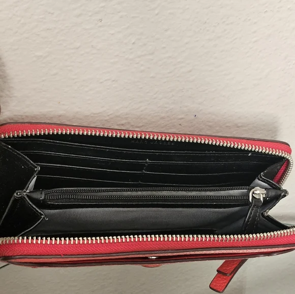Lowstart "Marc Jacobs Red Leather Wallet - Picture 11 of 11